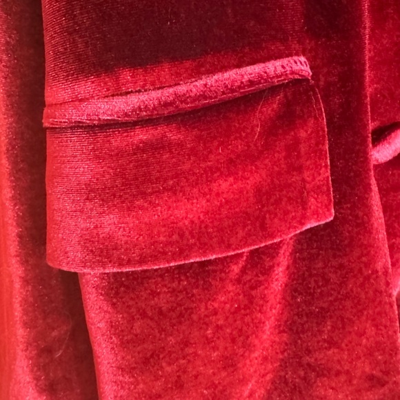Cranberry Velvet Blazer/Jacket from Shein, size 8-10 - Picture 3 of 3
